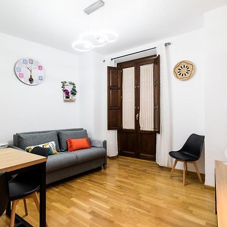 Apart. Santa Paula En Granada Exterior photo